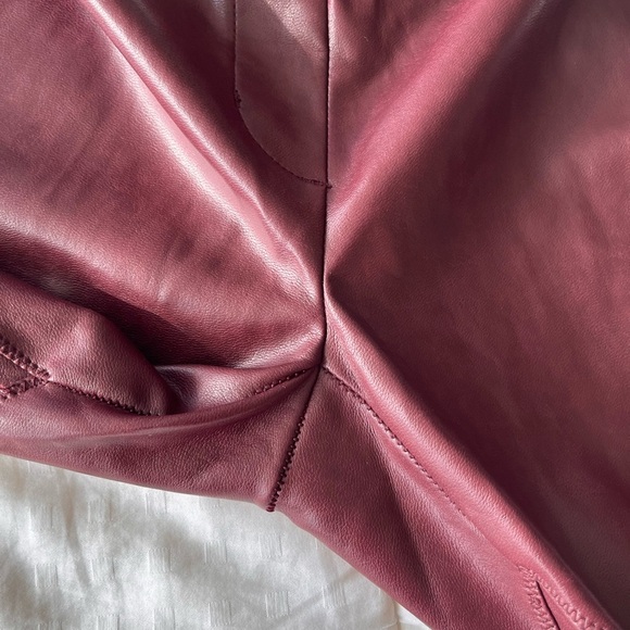 Wilfred Rebelle Vegan Leggings XS Burgundy - Picture 11 of 16